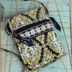 Vera Bradley‎ Cross Body Purse